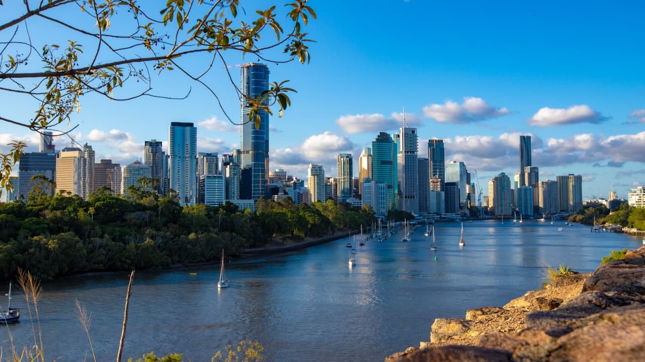 Brisbane city skyline and river during daytime